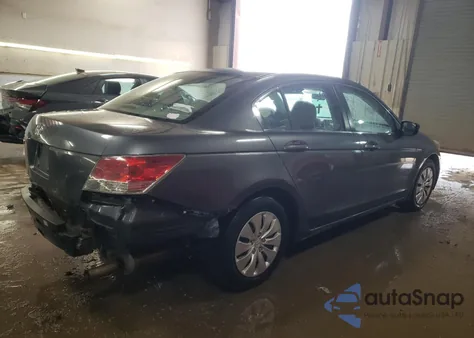 2010 Honda Accord 2.4 Lx z USA, uszkodzony, nr VIN 1HGCP2F35AA066742